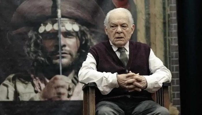 Othon Bastos apresenta monólogo "Não Me Entrego, Não!" em Salvador