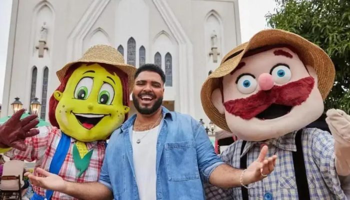 Paulo Vieira traz imersão na cultura brasileira com Avisa Lá Que Eu Vou