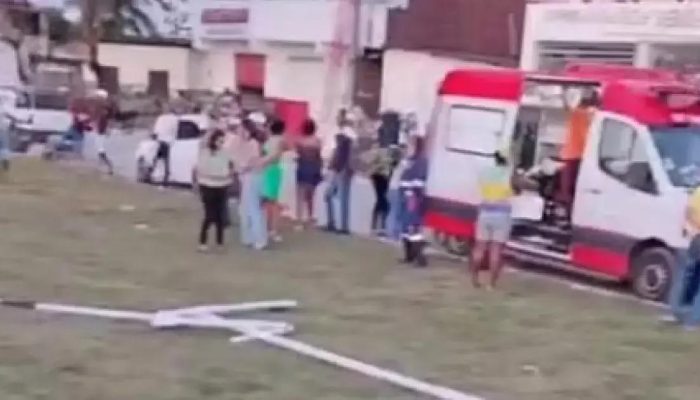 Pedreiro morre eletrocutado e quatro ficam feridos em instalação de poste na RMS