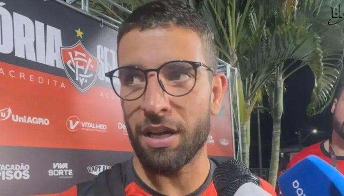 Pepê valoriza atuação do Vitória após empate contra o Palmeiras