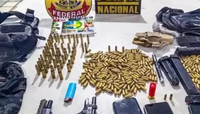 Polícia apreende arsenal de armas no sul da Bahia durante operação