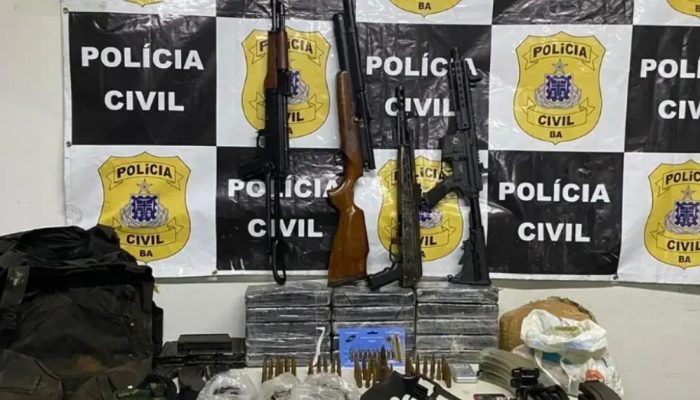 Polícia Civil realiza operação e apreende fuzis e drogas em Cafarnaum
