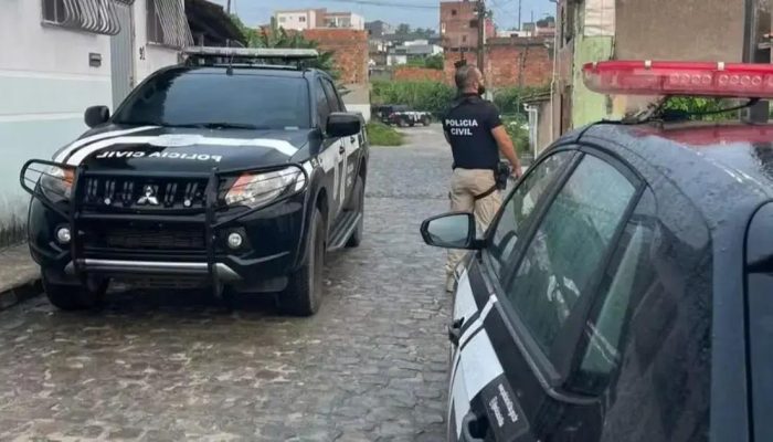 Polícia detém dois e apreende adolescente em Santo Antônio de Jesus