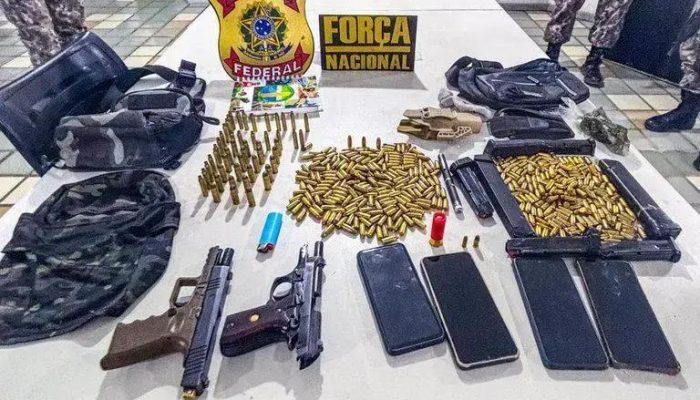Polícia Federal e Força Nacional apreendem arsenal em ação em Porto Seguro