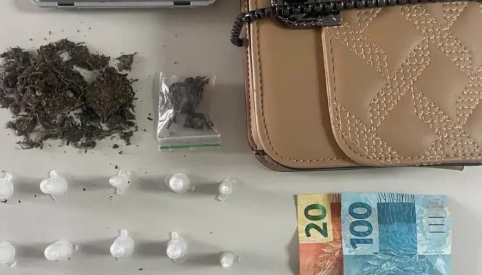 Polícia Militar realiza prisão por tráfico de drogas em Camaçari
