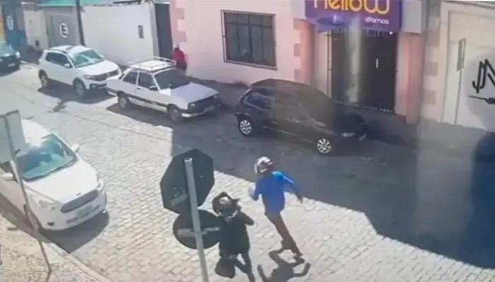 Polícia prende dois suspeitos de roubo de R$ 120 mil em Coité