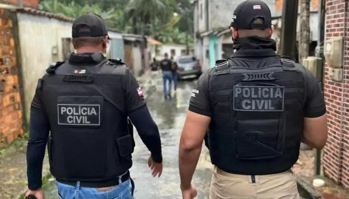 Policial da Bahia é preso por homicídio e agiotagem em operação policial