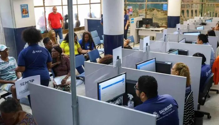 Prazo para cadastro de ambulantes nas festas de Salvador termina amanhã