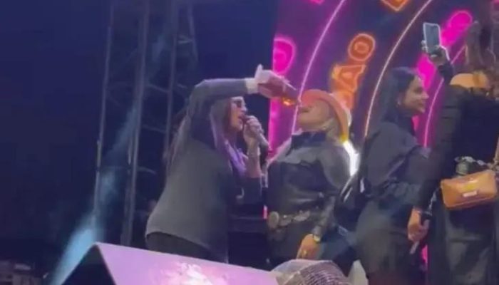 Prefeita de Maiquinique é flagrada em festa enquanto cidade cancela eventos