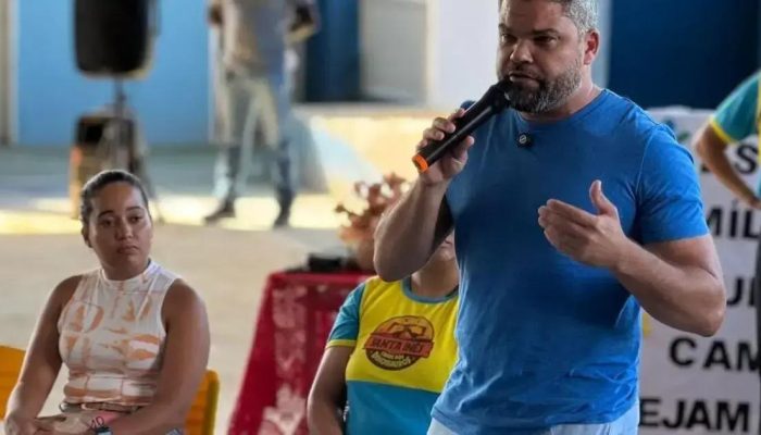 Prefeito de Santa Inês celebra avanço na educação com nota máxima