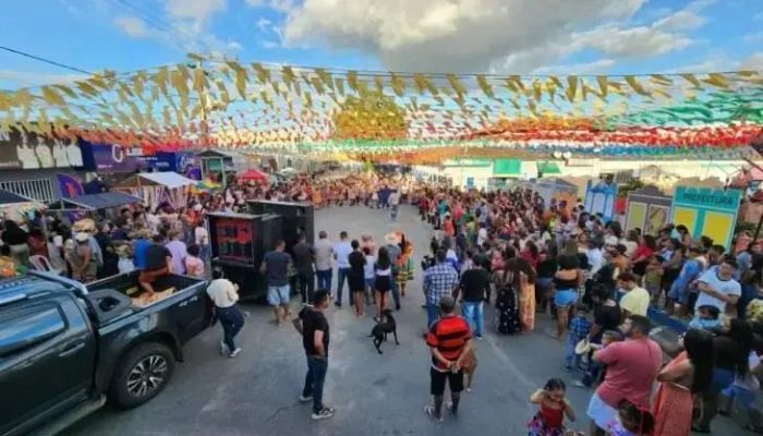 Prefeitura de Potiraguá inicia festas de São João com Vila Junina