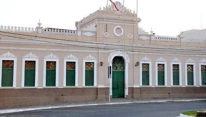 Prefeitura de Vitória da Conquista abre credenciamento para médicos e intérpretes de Libras