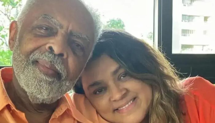 Preta Gil recebe surpresa especial do pai em tratamento nos EUA