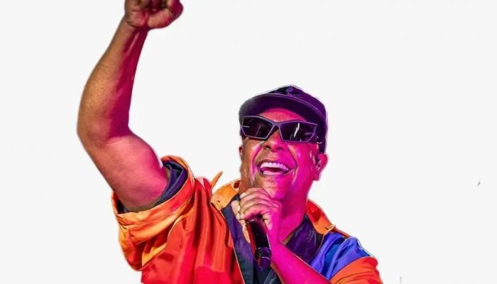 Psirico lança CD ao vivo com sucesso da Micareta de Feira 2025