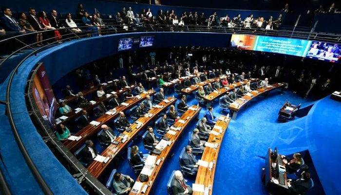 Reforma Administrativa avança na Câmara apesar de resistência dos sindicatos