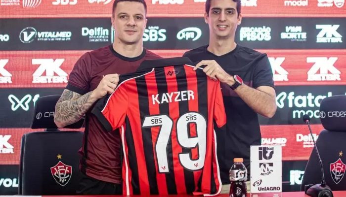 Renato Kayzer brilha em estreia com o Vitória e já soma três gols