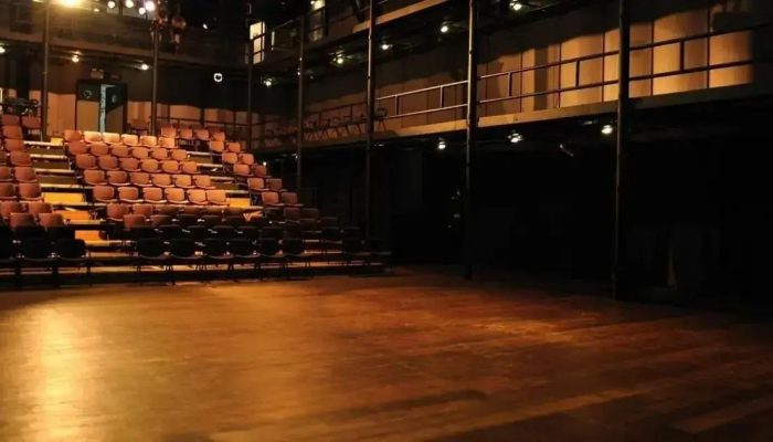 Requalificação do Teatro Vila Velha: obras seguem com previsão para maio de 2026