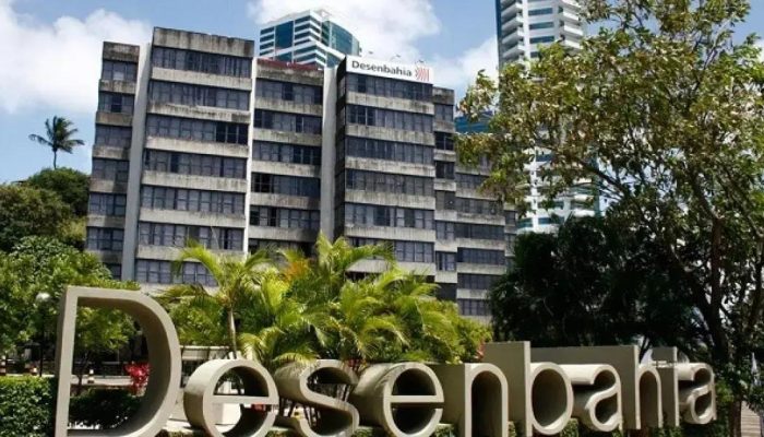 Roda de conversa discute financiamento da educação pública em Salvador