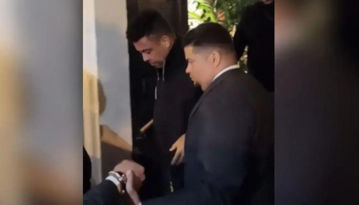Ronaldo é flagrado embriagado após derrota do Valladolid para o Barcelona