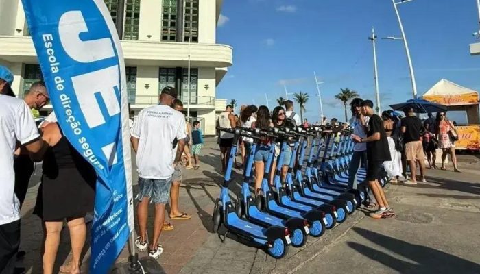 Salvador proíbe patinetes elétricos para menores de 18 anos