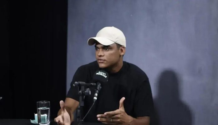 Sandro Filho conta como as dificuldades o levaram à política