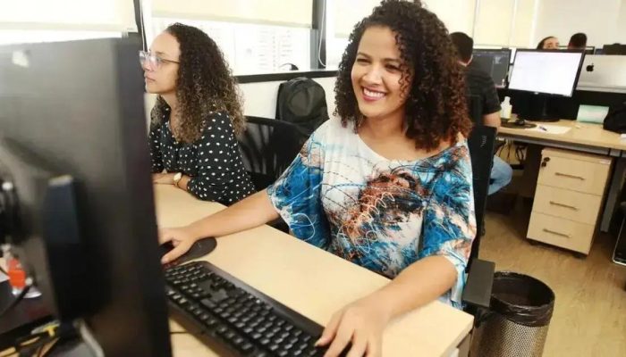 Secretaria da Administração convoca 3 mil universitários para o Partiu Estágio