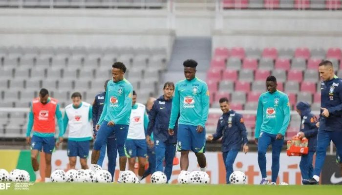 Seleção Brasileira inicia preparação na Coreia do Sul com treino leve