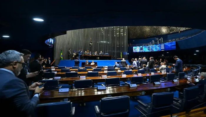 Senado aprova isenção do Imposto de Renda para quem ganha até 2 salários