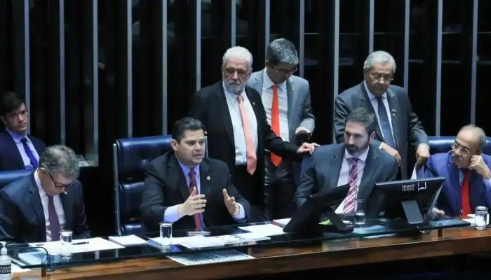 Senado aprova PEC que inclui guardas e agentes de trânsito na segurança pública