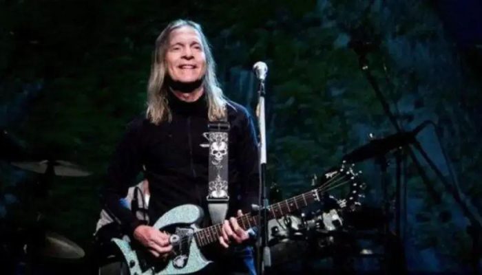 Sérgio Hinds une rock progressivo e MPB no Festival Estilo Brasil