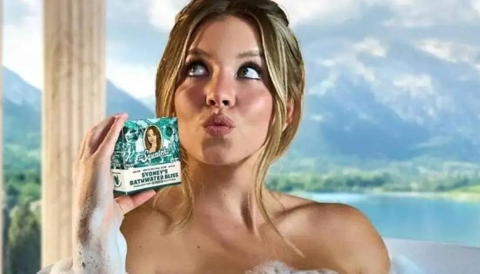 Sidney Sweeney lança sabonete inusitado feito com água do banho