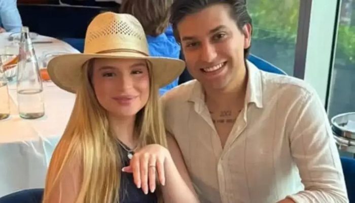 Sophia Valverde anuncia noivado em Miami após três meses de namoro