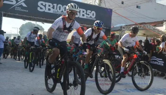 Suba 100 Challenge reúne mil ciclistas na Praia do Forte este fim de semana