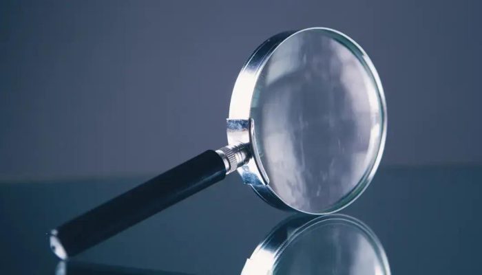 Suspeitas de desvio de recursos: Senador e contador sob investigação policial