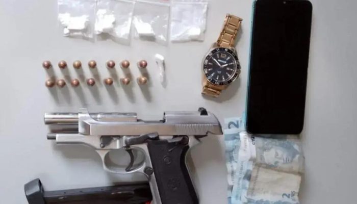 Suspeito de homicídio é preso com arma e drogas em Manoel Vitorino