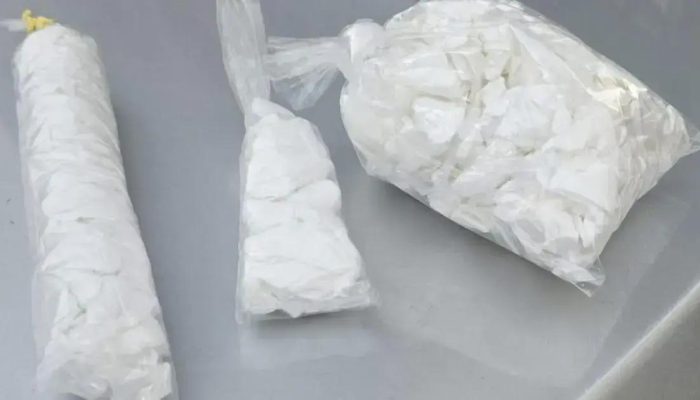 Suspeito de tráfico de drogas é preso em Salvador por policiais militares