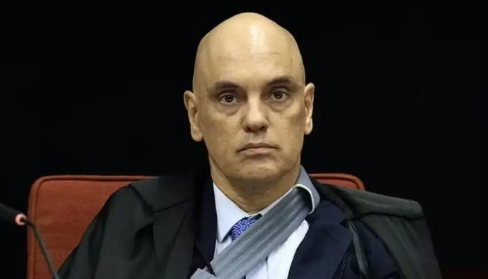 Tensão no STF: Moraes exige verdade de ex-comandante do Exército