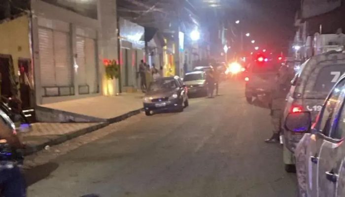 Tentativa de homicídio em Jequié termina em perseguição e tiros; 3 feridos