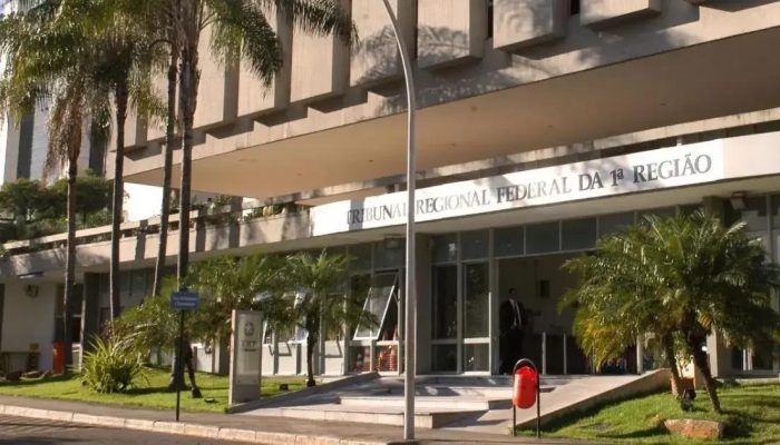 TRF1 impõe multa de R$ 40 mil ao sindicato por descumprimento de liminar