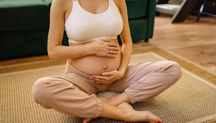 TRT-BA confirma justa causa de atendente grávida por falsificação de atestados