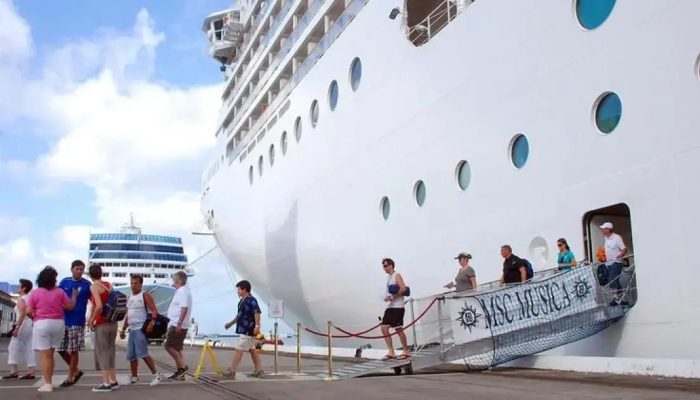 Turismo na Bahia cresce 8,4% em 2024, com foco em Salvador e Porto Seguro