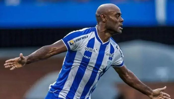 Vagner Love é o novo reforço do Retrô na Copa do Brasil