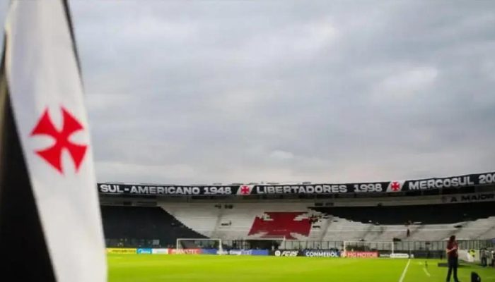 Vasco x Vitória: Confronto decisivo pela 27ª rodada do Brasileirão