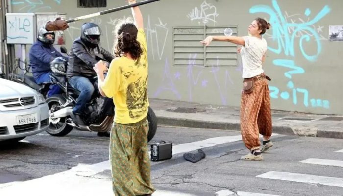 Vereador de Salvador propõe regulamentação para artistas de rua na capital baiana