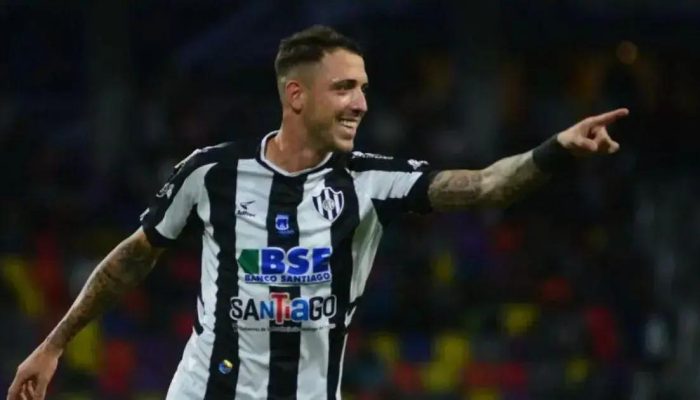 Vitória busca Renzo López para fortalecer o ataque antes da janela de transferências