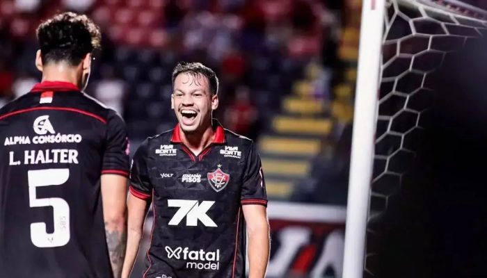 Vitória vence Ceará por 1 a 0 e reage na luta contra o rebaixamento