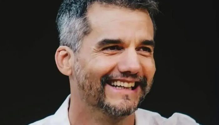 Wagner Moura retorna aos palcos em Salvador com espetáculo em outubro