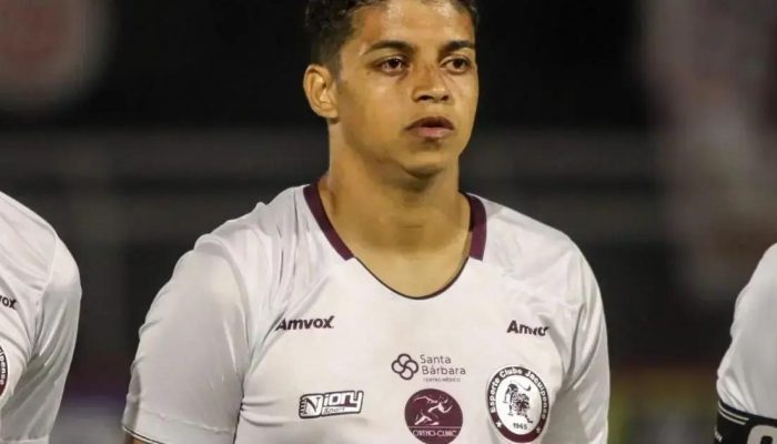 Weverton é emprestado ao Avaí até o fim da temporada 2025